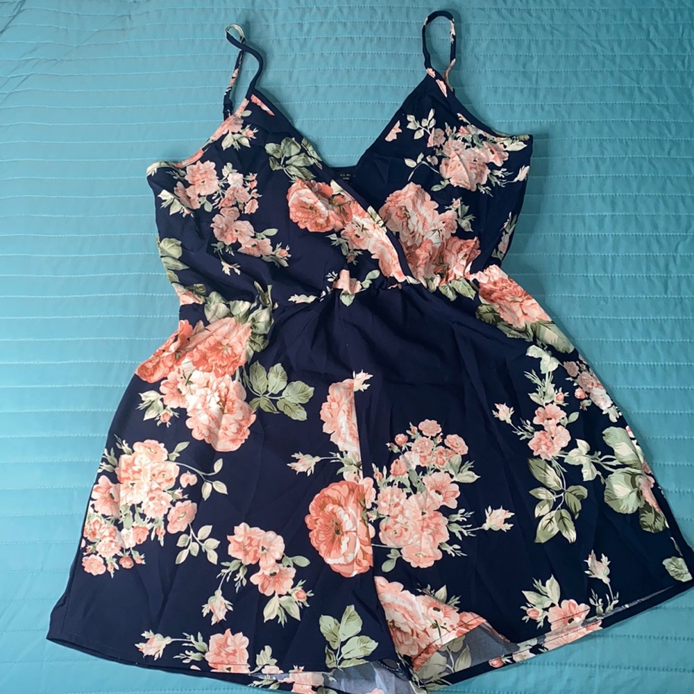 SHEIN Floral Print Cami Romper